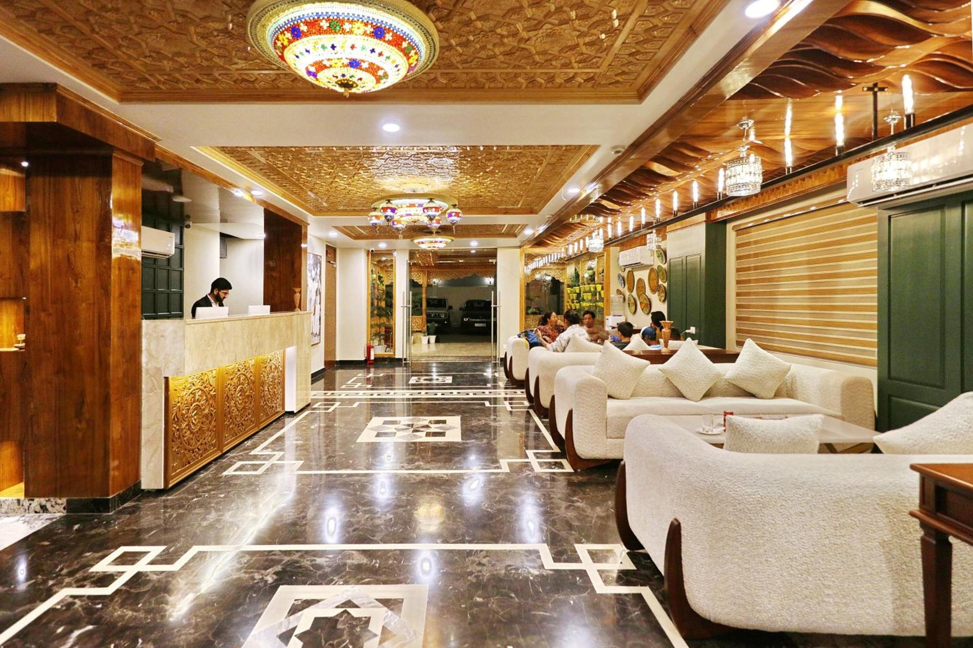 Hotel Blanco Srinagar  Exterior photo